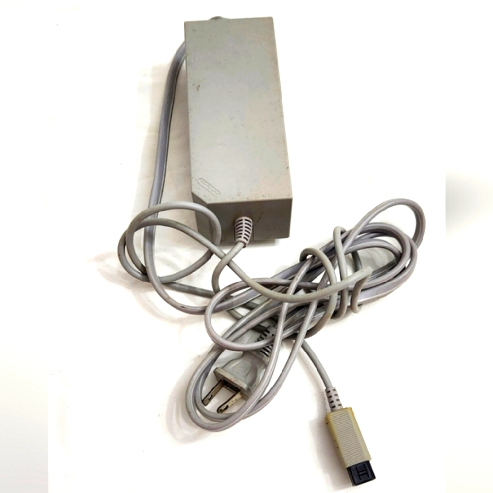 Wii AC Adapter. Preowned
